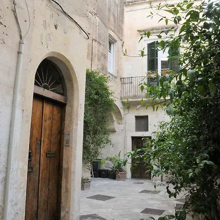 ヴィラ Casa Con Giardino Nella Del '500 レッチェ